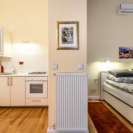 Apartament Orange In The Heart Of With Free Garage